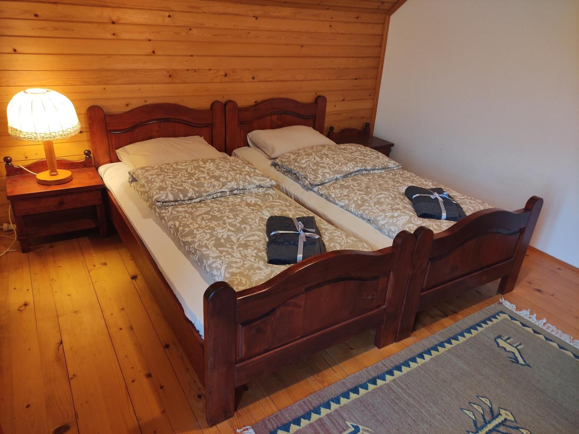 Alp House Otel Bohinjska Bela Oda fotoğraf